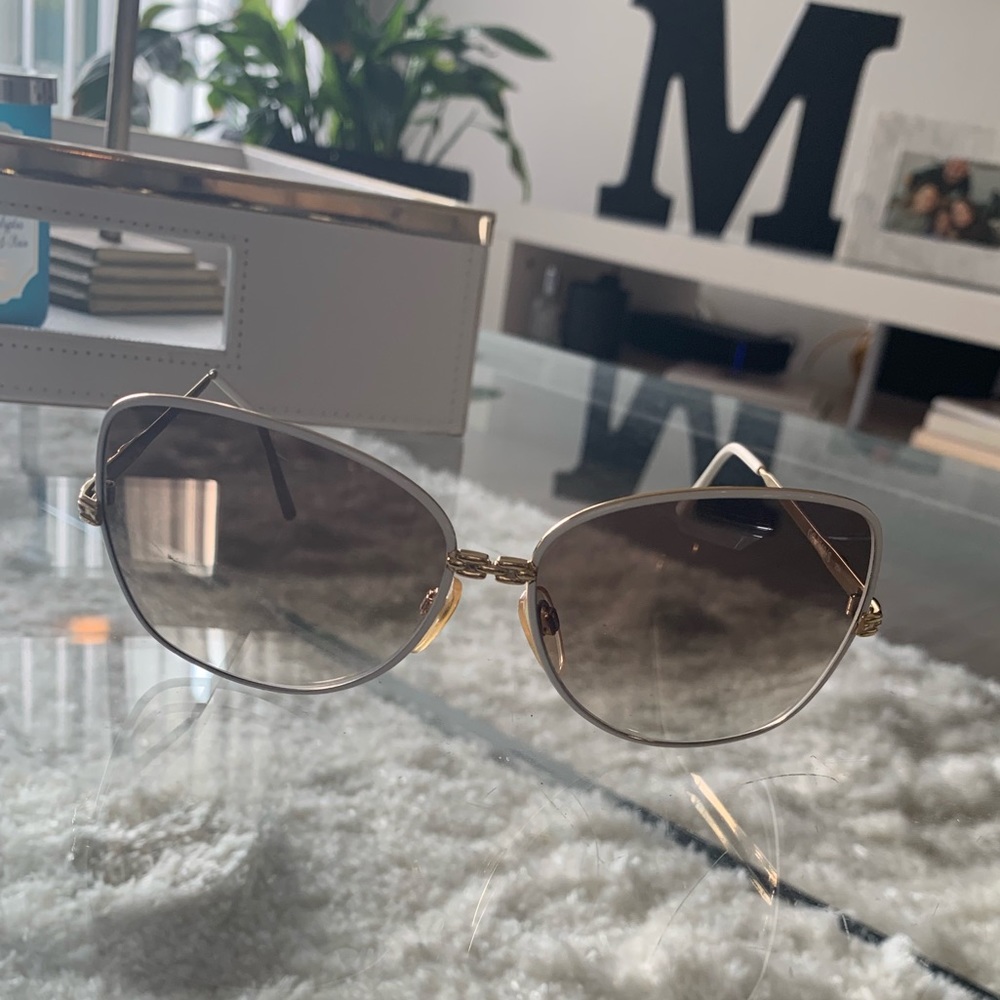 Authentic Vintage Gucci Sunglasses - Picture 3 of 8